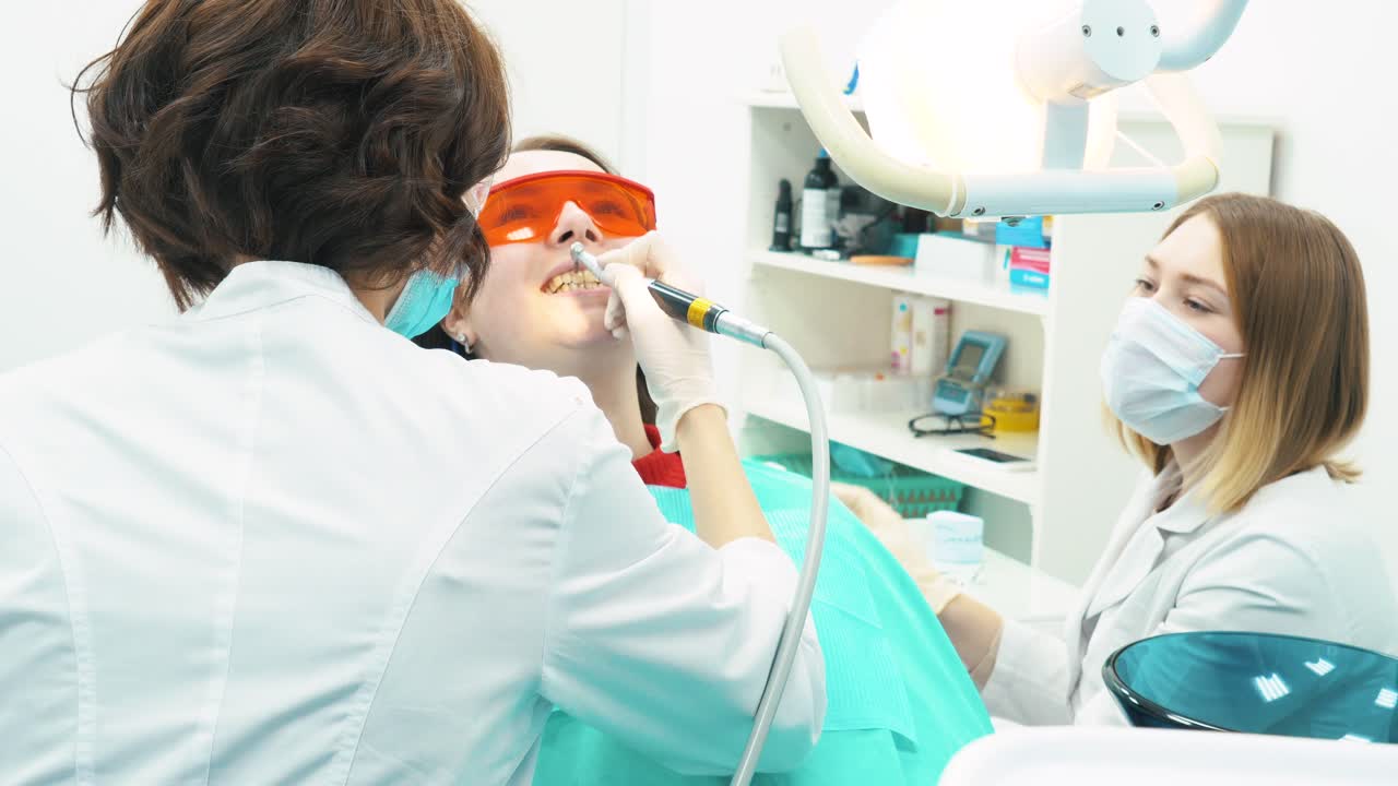 진행 중인 치과 절차