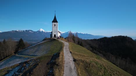 Luftboom-Aufnahme-Enthüllt-St