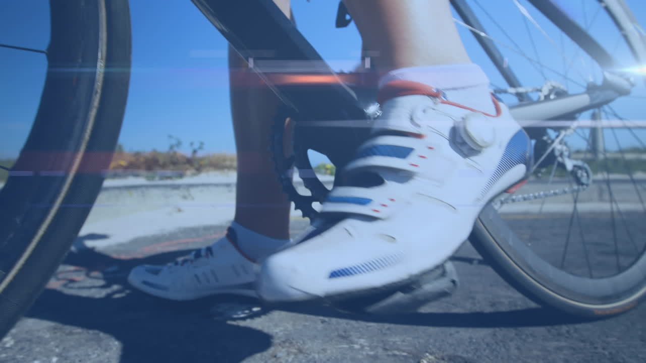 백인 여성 자전거 타는 위에 빛의 반점의 애니메이션