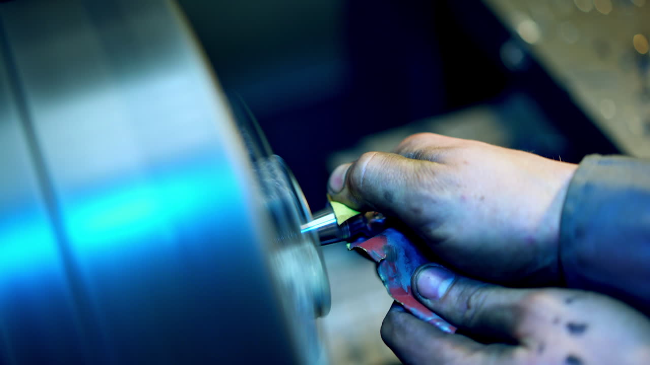 Metalworking Process on a Lathe