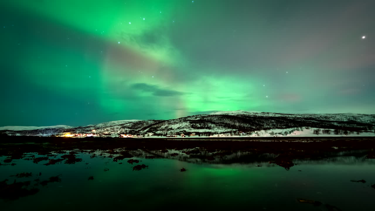 Green lights, arctic skies, water reflections, landscape, Aurora borealis