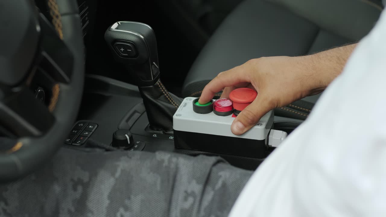 토양을 검사하는 방법: 농학의 토양 검사, 지질공학적 조사, 검은 토양을 들에서 검사 및 분석을 위해 수집, 픽업에 대한 특수 장비.