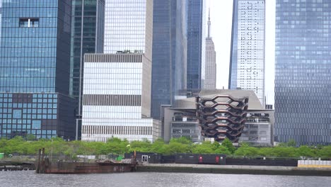 Hudson-Yards,-Vista-Al-Río-De-La-Ciudad-De-Nueva-York