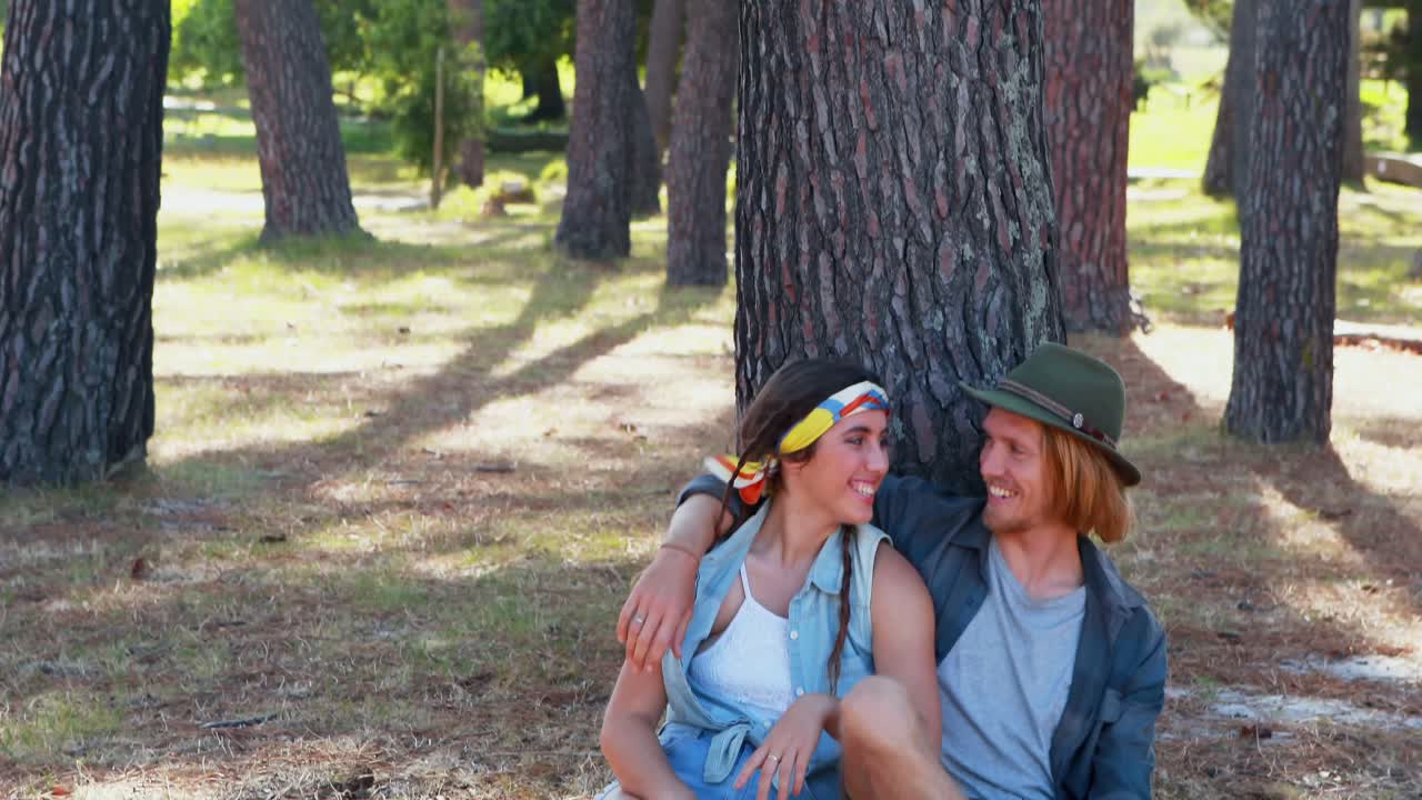 서로 상호작용하는 커플 4k