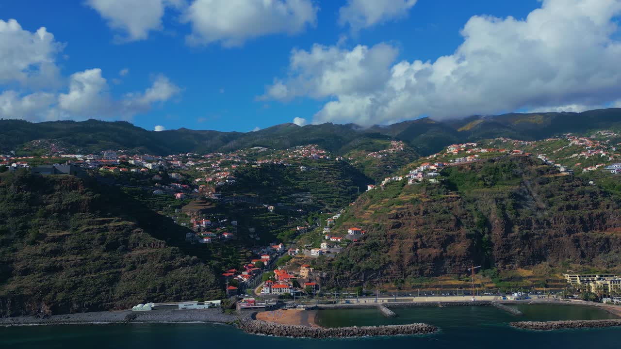 Calheta Yamaç Mülkleri, Pitoresk Vadi Manzarası, Hava Görünümü