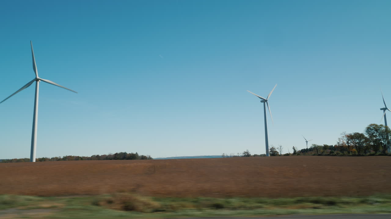 풍력발전기를 지나