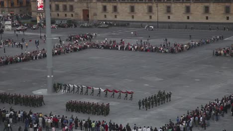 cambio de bandera de méxico4