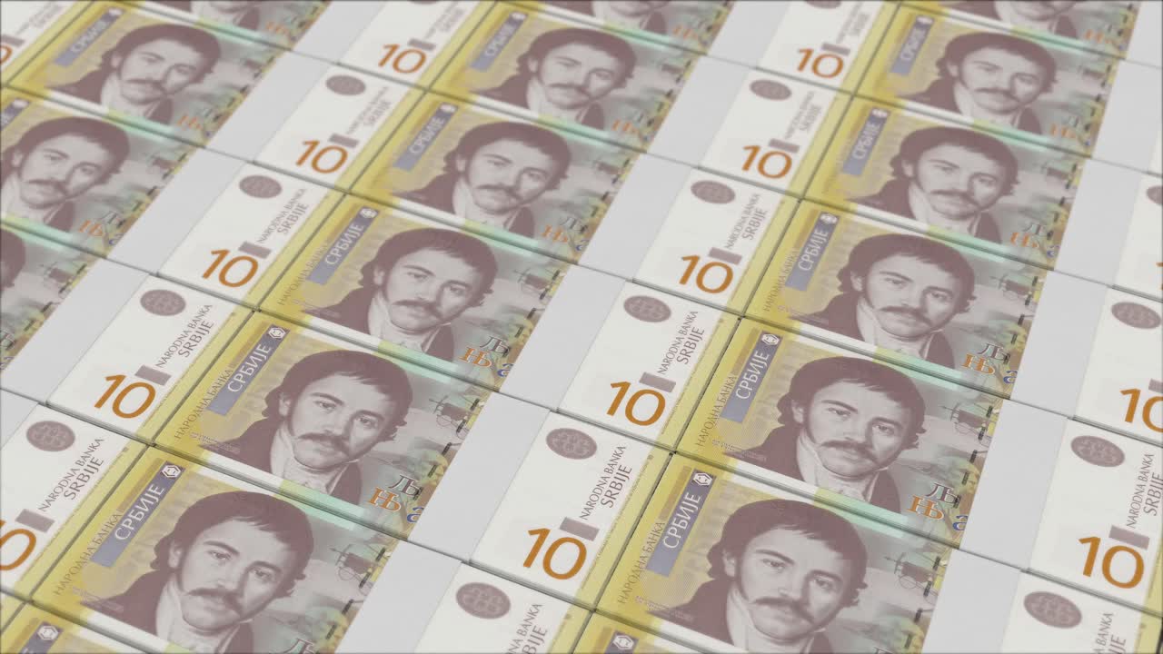 billetes de 10 dinares serbios impresos por una prensa de dinero