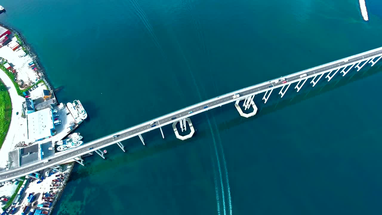 노르웨이 트롬소 시의 다리 항공 영상