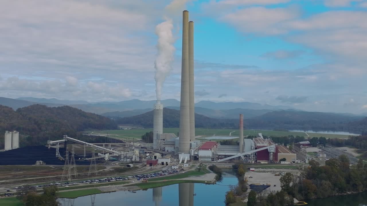 Aerial view of Kingston coal plant in Tennessee against blue sky backdrop
