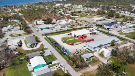 Video-De-Dron-De-4k-De-Negocios-Dañados-Por-El-Huracán-En-Englewood,-Florida---14