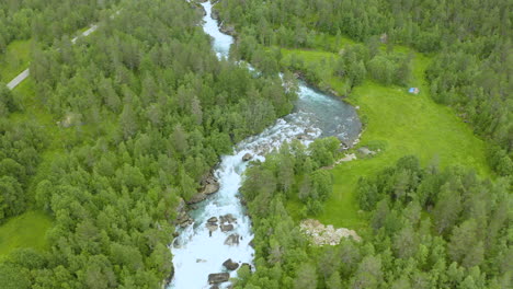 Famous-Tourist-Spot-Of-Gudbrandsjuvet-Amidst-The-Valldola-River-In-Valldalen-Valley,-Norway