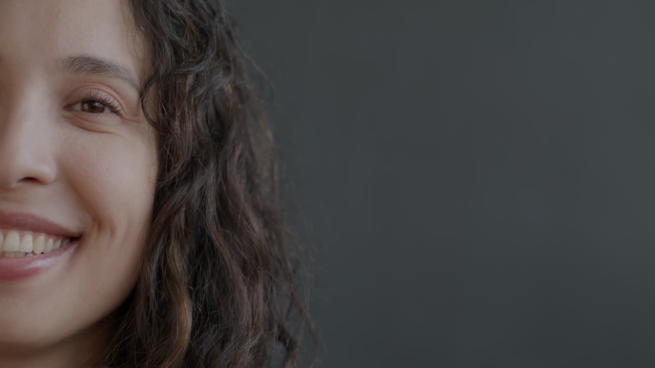 retrato de mujer sonriente