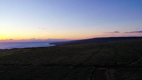 Malerische-Landschaft-Von-Lanai-Bei-Sonnenuntergang