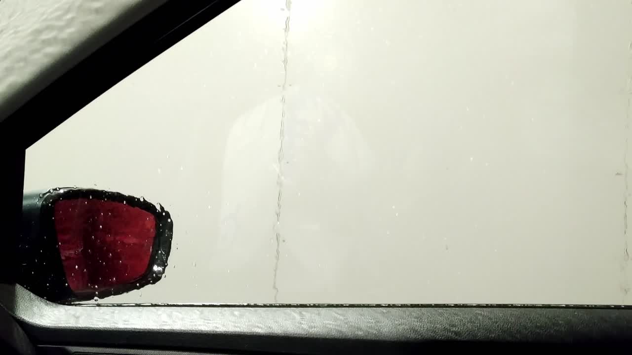 자동 세차 롤러 브러시 시스템 인테리어 pov