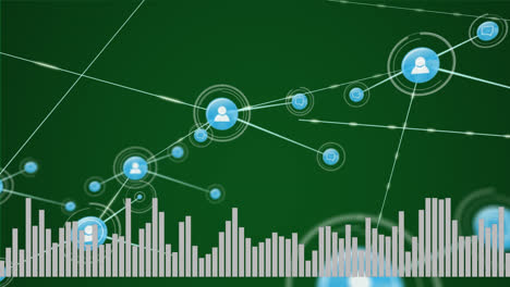 Animation-Eines-Verbindungsnetzwerks-Mit-Symbolen-über-Sich-Bewegendem-Spaltentext-Auf-Grünem-Hintergrund