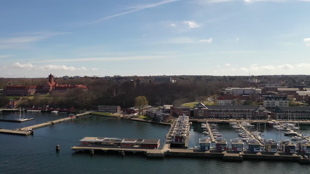 드론 비행 플렌스버그 요트 항구