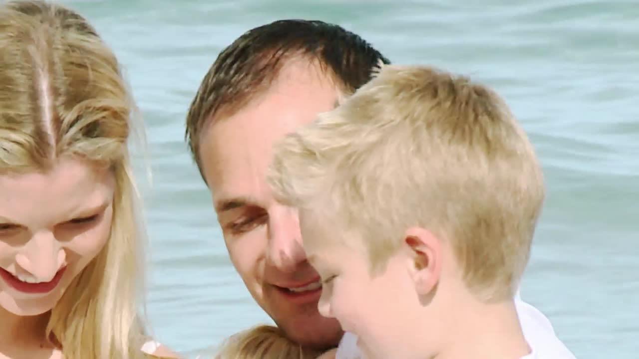 가족 들 이 함께 놀 수 있는 활동