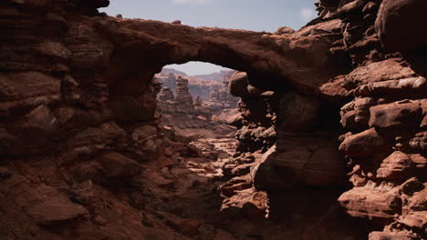 Arco-De-Piedra-Roja-En-El-Parque-Del-Gran-Cañón