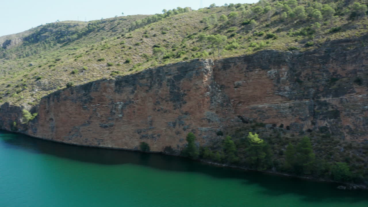 lago de bolarque españa