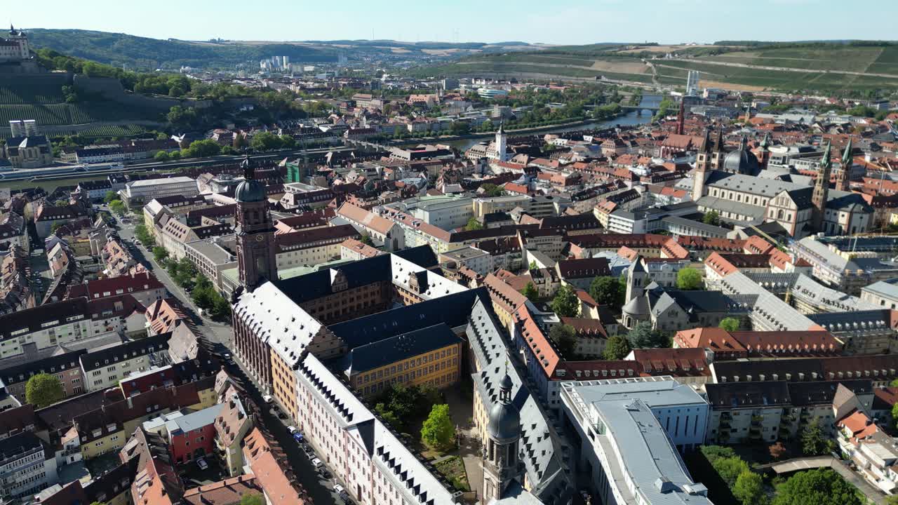 Università Alte città di Würzburg Germania vista aerea con drone
