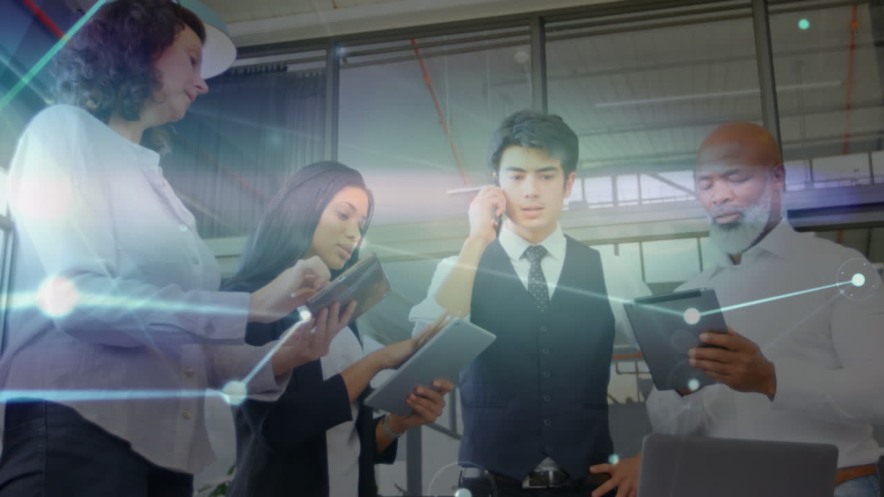 사무실에서 다양한 여성과 남성 동료를 대상으로 한 연결 네트워크의 활성화