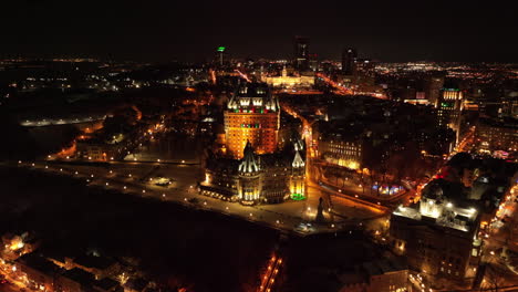 viejo horizonte de quebec en la noche - toma aérea de drones