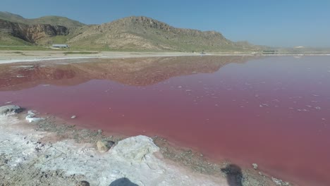 maharloo lake - pink lake