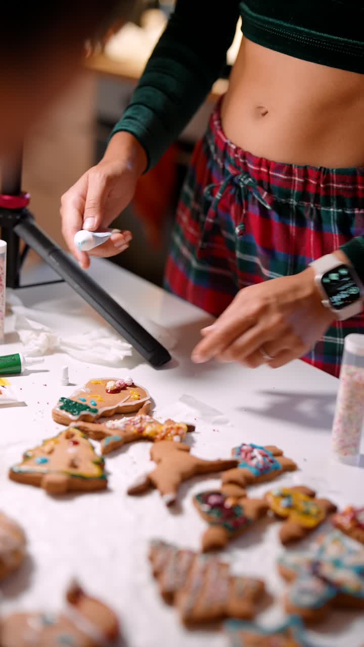 Decorating Gingerbread Cookies