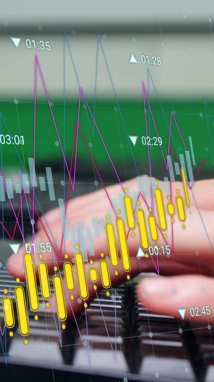 Animación de procesamiento de datos sobre una alumna caucásica usando una computadora.