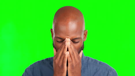 dolor de cabeza, masaje y estrés con el hombre negro