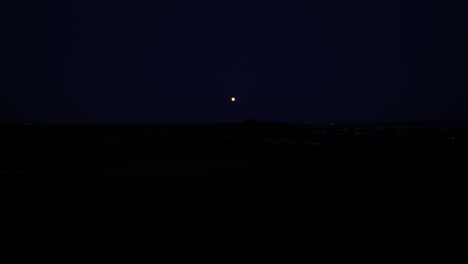 Capturing-the-moon-in-Zeeland's-mystical-beauty