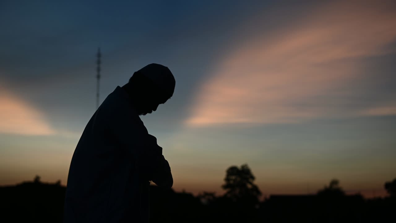 실루 젊은 아시아 무슬림