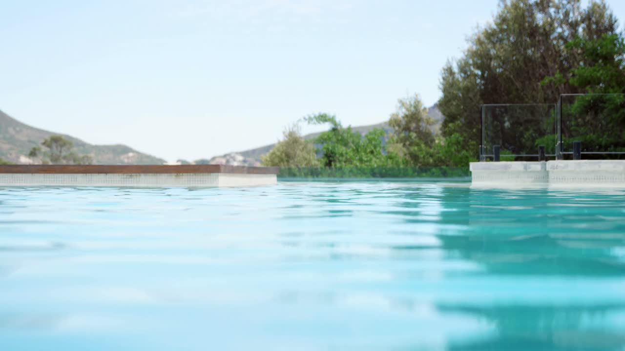 Udsigt over swimmingpoolen
