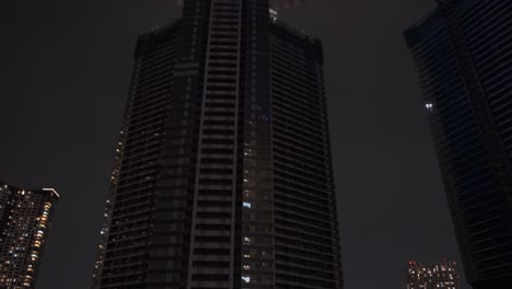 el área de la orilla del río harumi de tokio, vista nocturna 2022