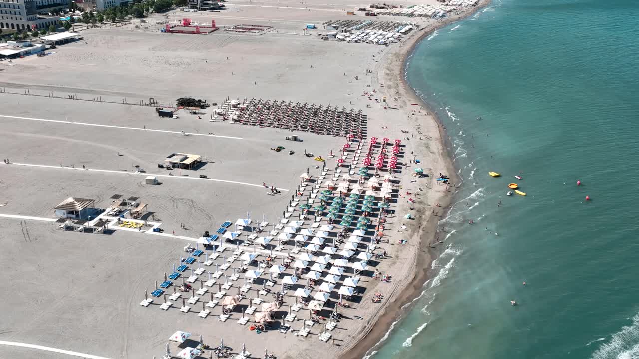 Ilmakuvaa Mamaian rannasta, Constanta, Romania.