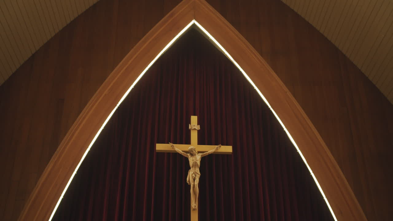 교회 안에 있는 예수 그리스도의 십자가 - 믿음, 종교, 기도