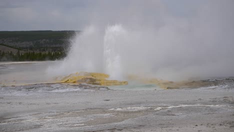 clepsydra geyser erupting in yellowstone slow motion