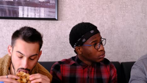 black and white friend eat doner 1