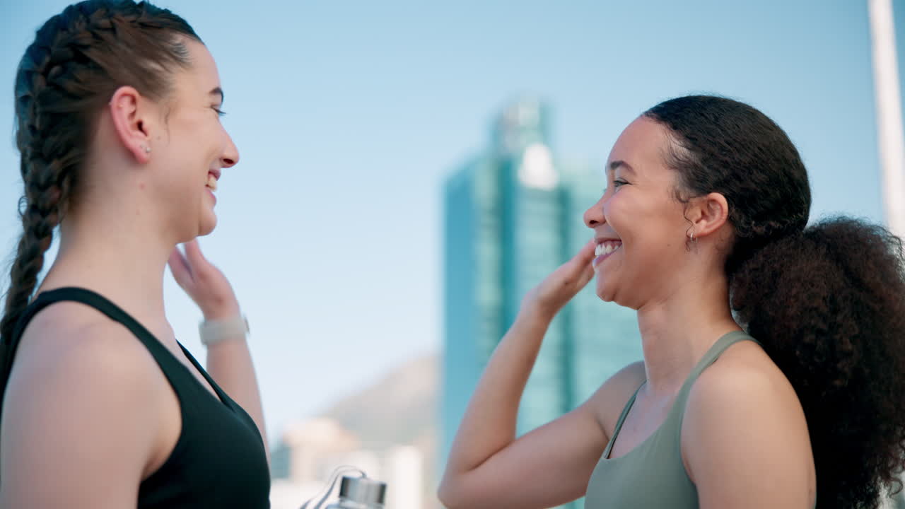 행복, 피트니스 또는 도시 고등 다섯 친구