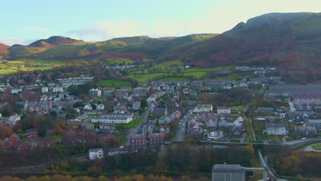 Luftaufnahme-Der-Küstenstadt-In-Wales