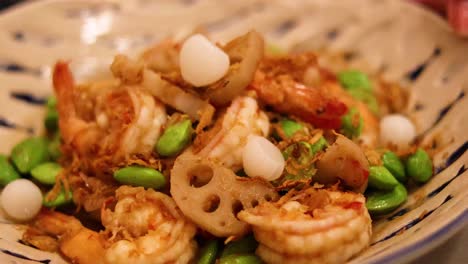 camarones fritos con verduras