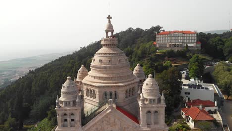 Sanctuario-de-Santa-Luzia-Portugal-and-surrounding-area