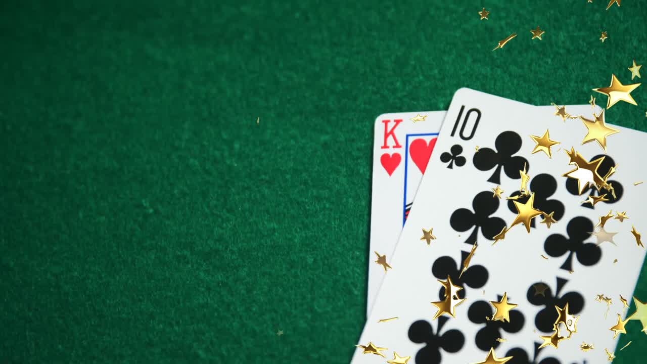 녹색 판에 있는 카드 위에 움직이는 별들의 애니메이션