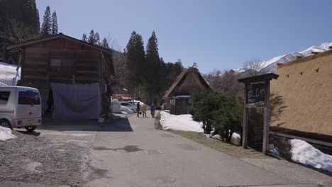 shirakawa go village en gifu japón, amplio panorama en invierno