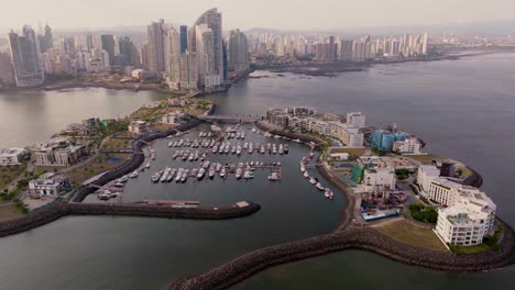 Edificios-De-Gran-Altura-De-La-Ciudad-De-Panamá