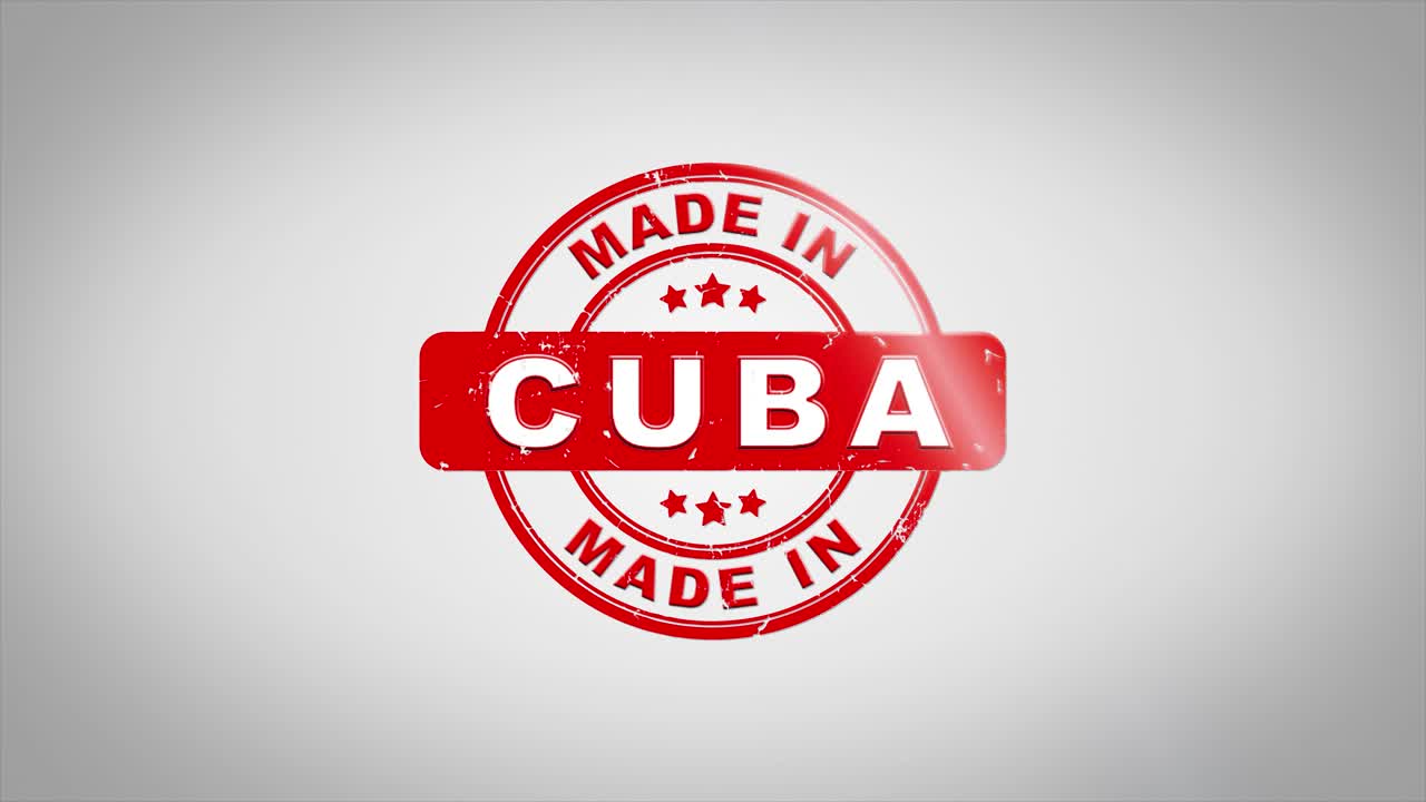 쿠바에서 만들어진 서명 스핑 텍스트 목조 스프 애니메이션 은 잉크와 깨한  종이 표면 배경과 녹색 매트 배경이 포함되어 있습니다.