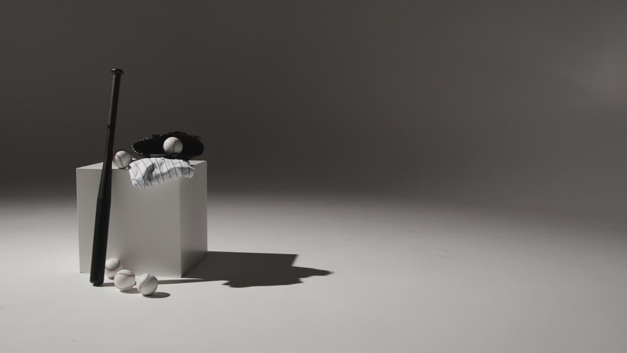 야구 스튜디오 죽은 생명과 배트 볼 캐처 미트와 팀 저지 5