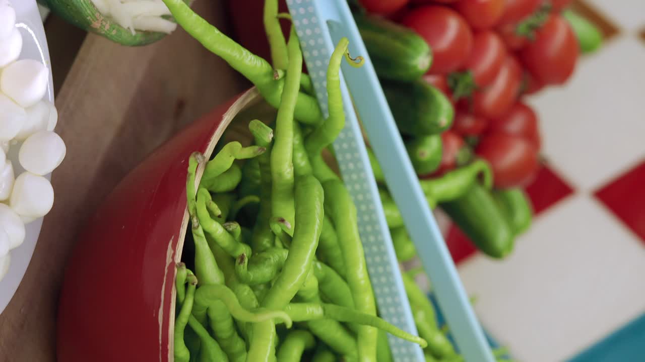 Green peppers in a bowl