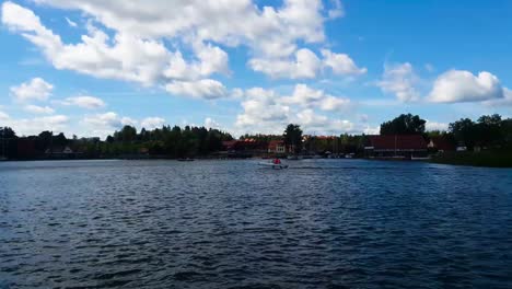 Boats-and-sail-yachts-in-Poland-lakes